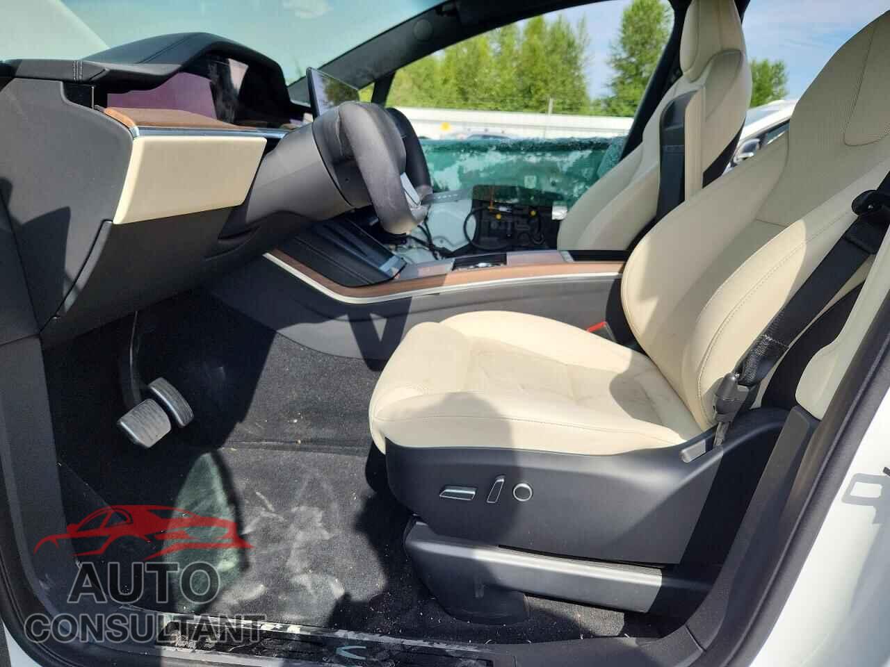 TESLA MODEL X 2022 - 7SAXCAE5XNF358234