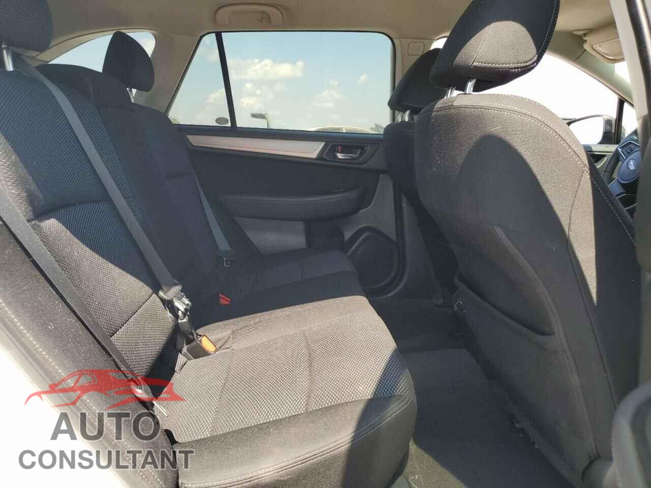 SUBARU OUTBACK 2019 - 4S4BSAFCXK3355538