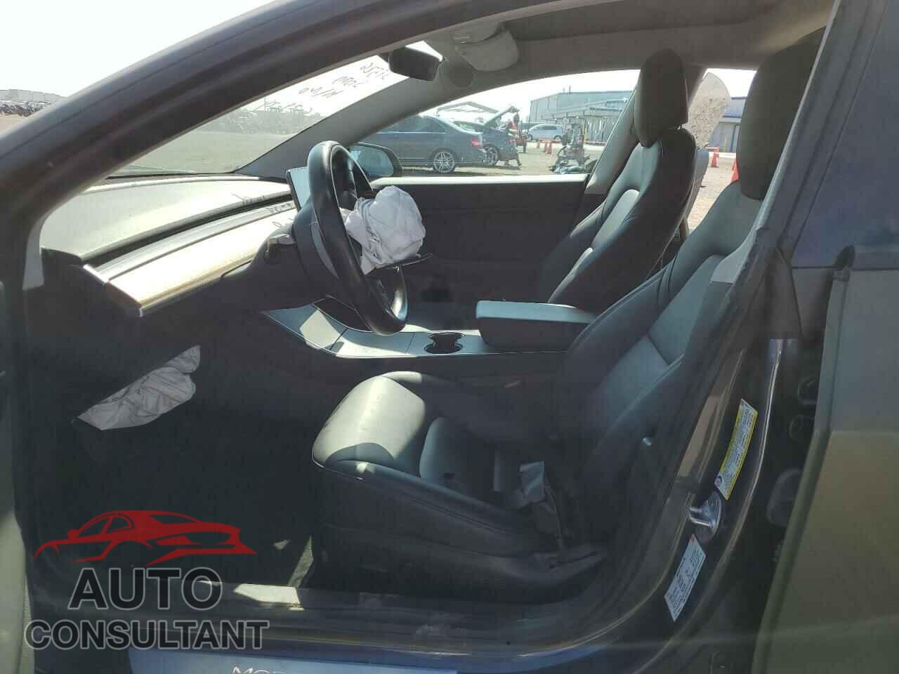 TESLA MODEL 3 2018 - 5YJ3E1EB0JF119345