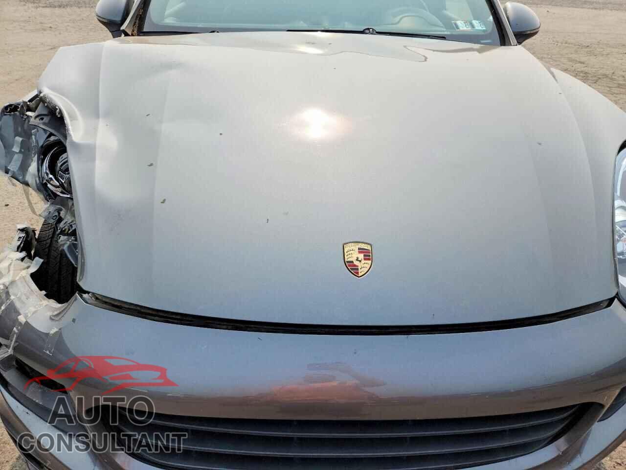 PORSCHE CAYENNE 2016 - WP1AA2A27GLA09279