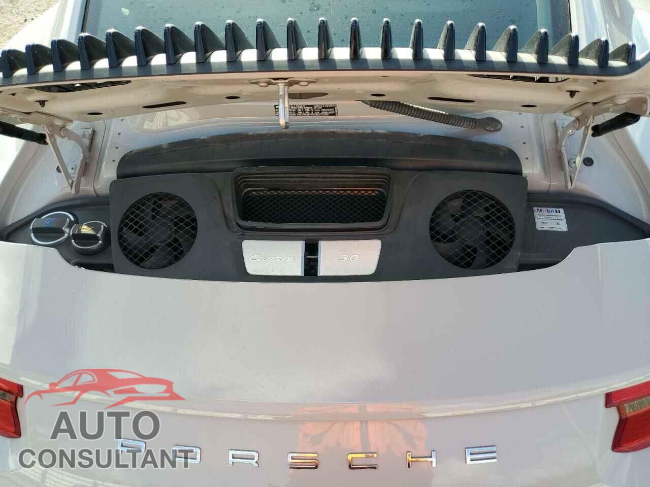 PORSCHE 911 2018 - WP0AA2A96JS106565