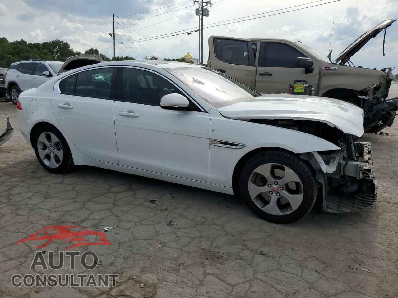 JAGUAR XE 2017 - SAJAR4BG3HA976194