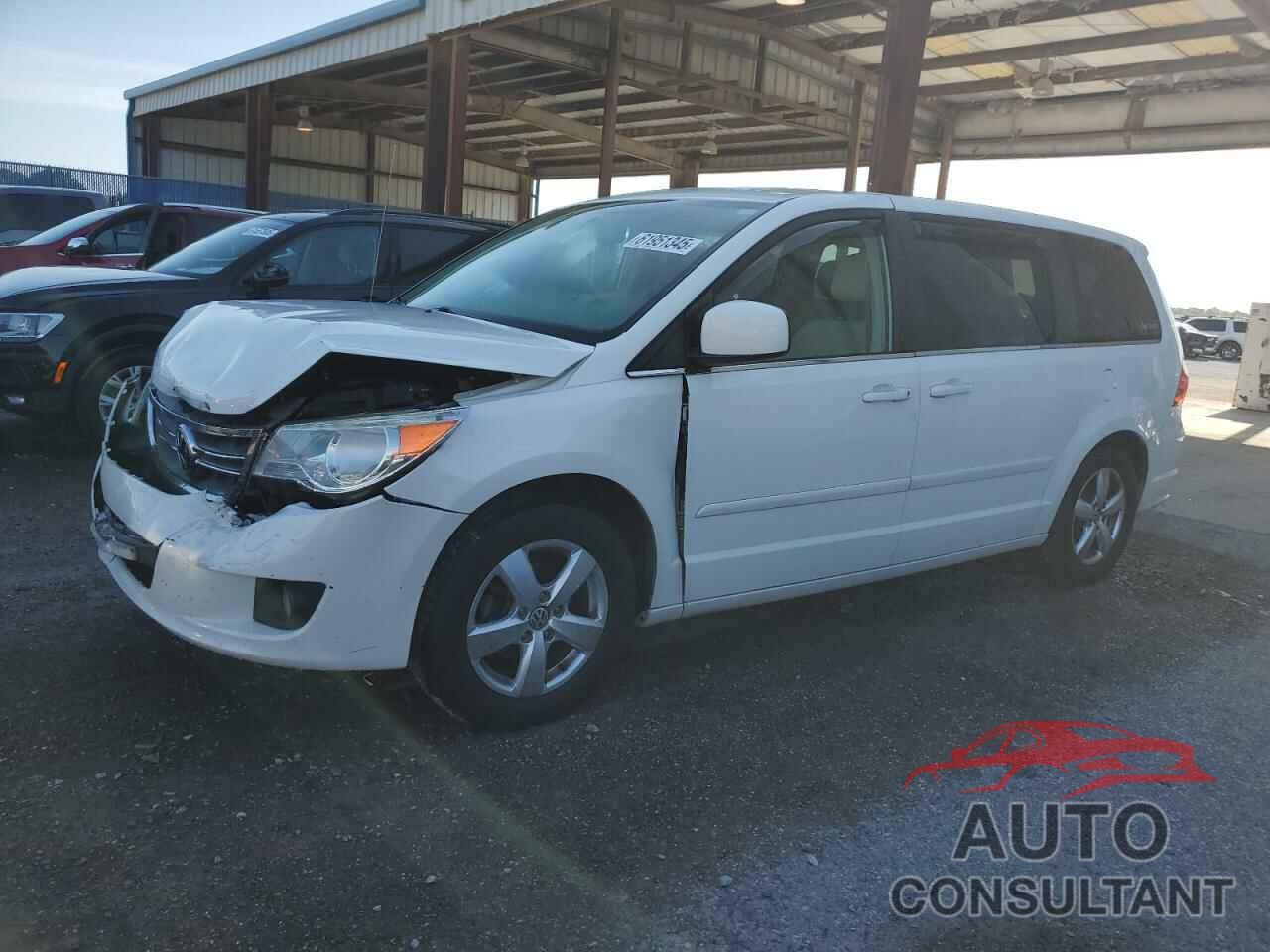 VOLKSWAGEN ROUTAN 2010 - 2V4RW5DX8AR296294