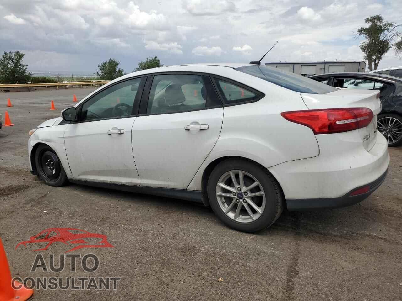 FORD FOCUS 2017 - 1FADP3F24HL300146