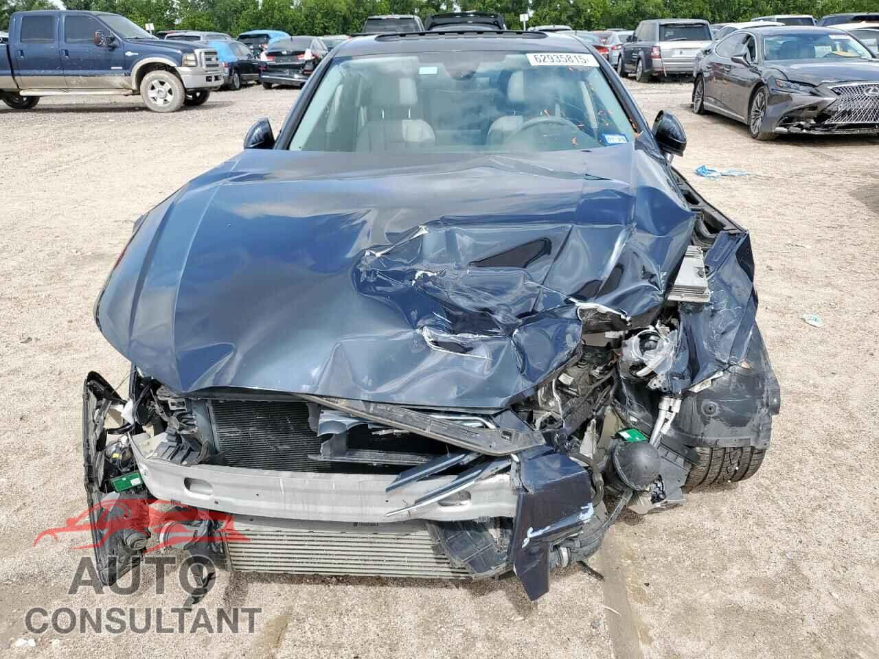 AUDI A4 2018 - WAUKMAF42JA128083