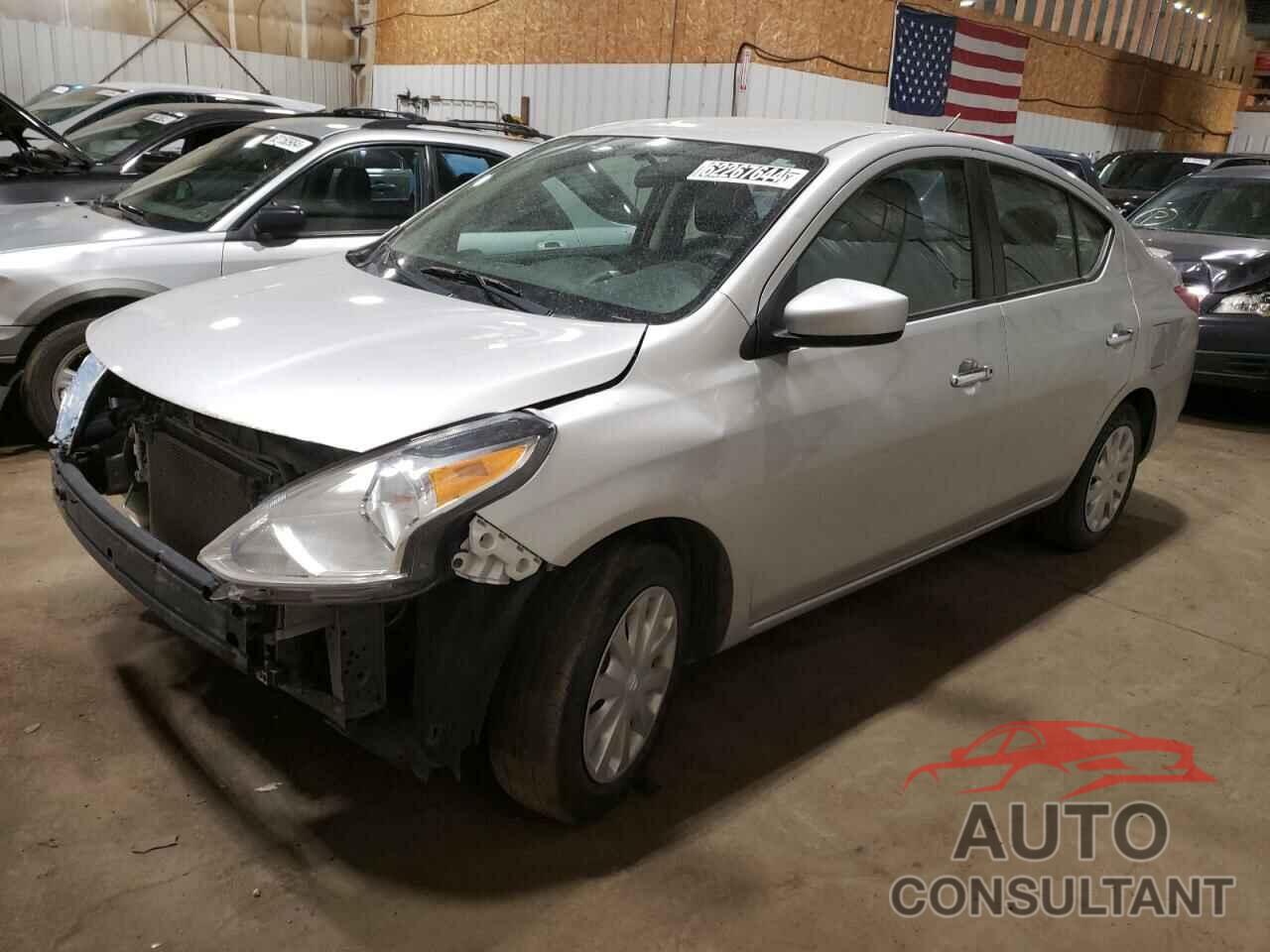 NISSAN VERSA 2018 - 3N1CN7AP8JK440256