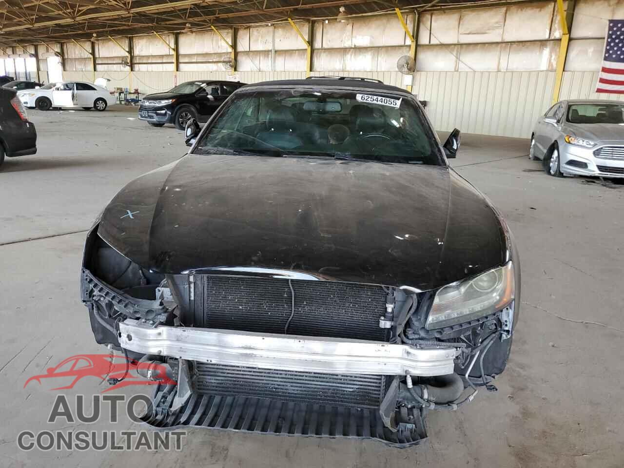 AUDI A5 2011 - WAUJFAFH2BN008111