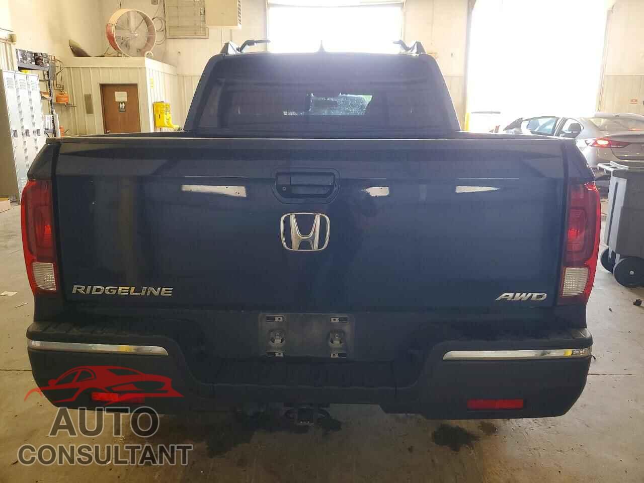 HONDA RIDGELINE 2017 - 5FPYK3F56HB006181