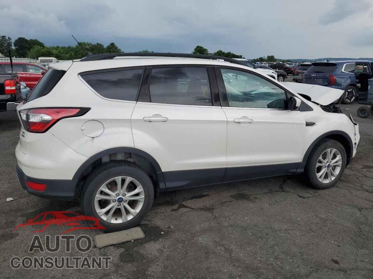 FORD ESCAPE 2018 - 1FMCU9HD7JUB79074