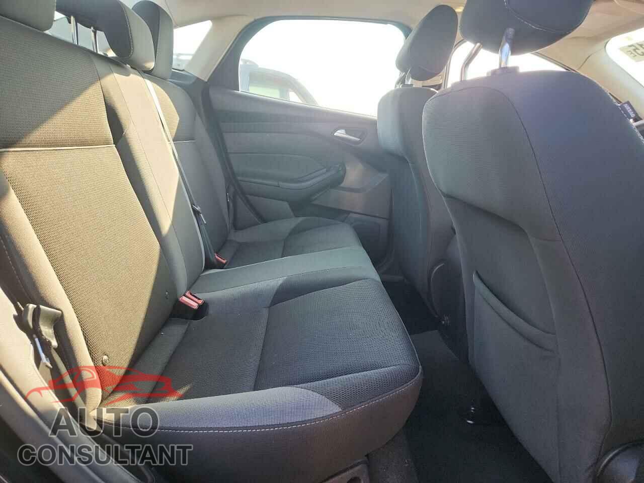 FORD FOCUS 2012 - 1FAHP3F29CL310679