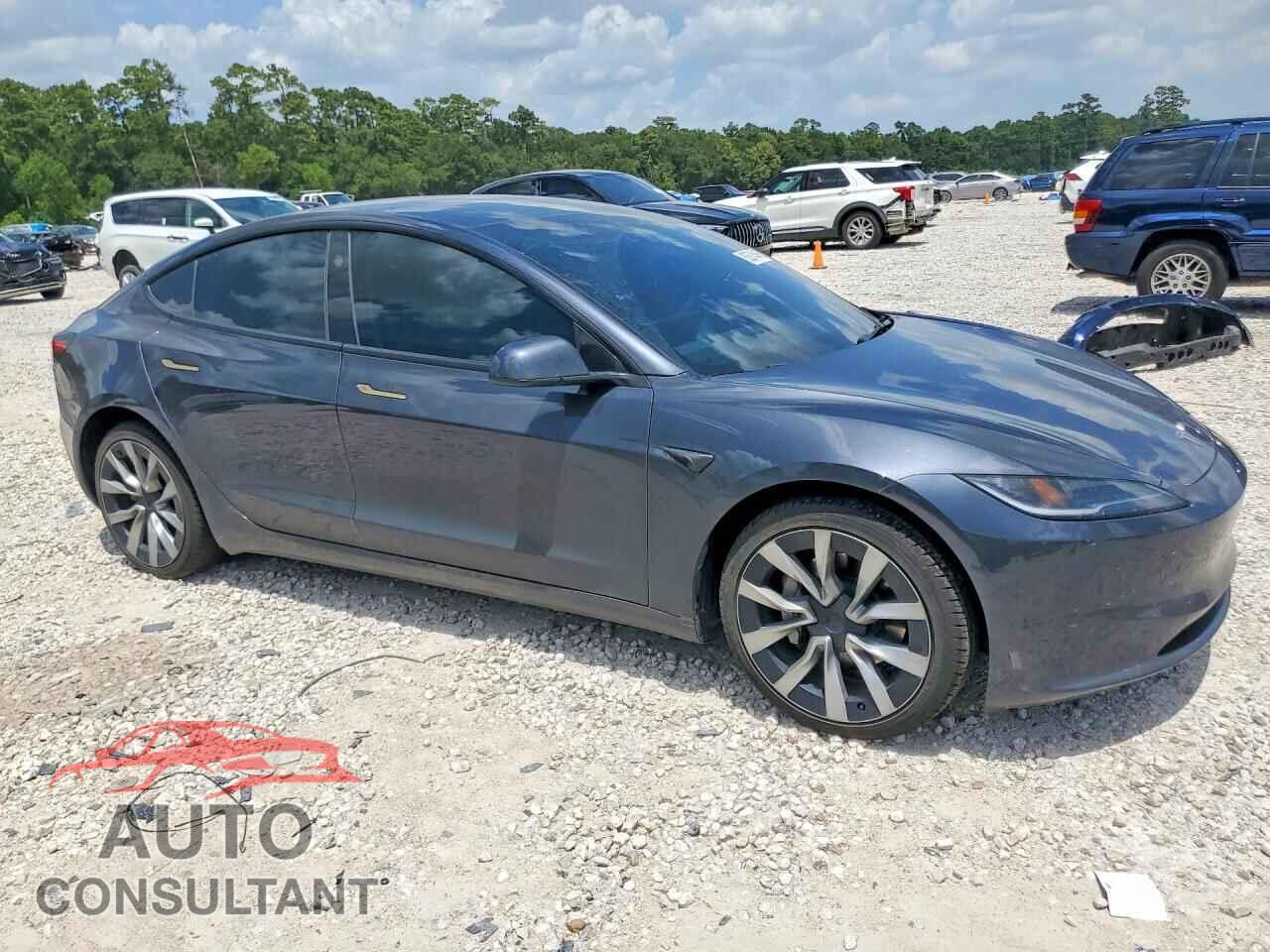 TESLA MODEL 3 2024 - 5YJ3E1EA3RF866005