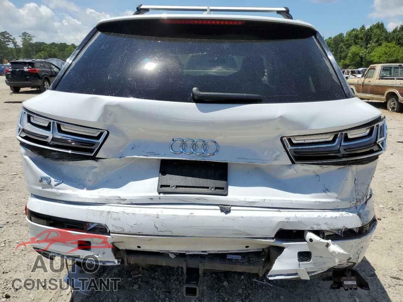 AUDI Q7 2019 - WA1VAAF76KD004752