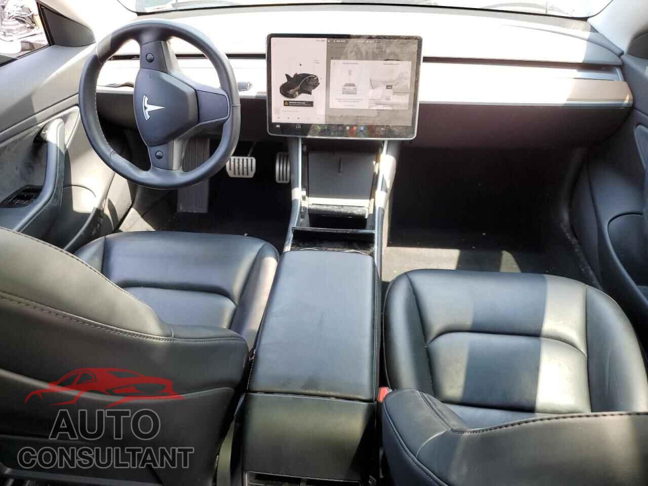 TESLA MODEL 3 2018 - 5YJ3E1EB3JF170807