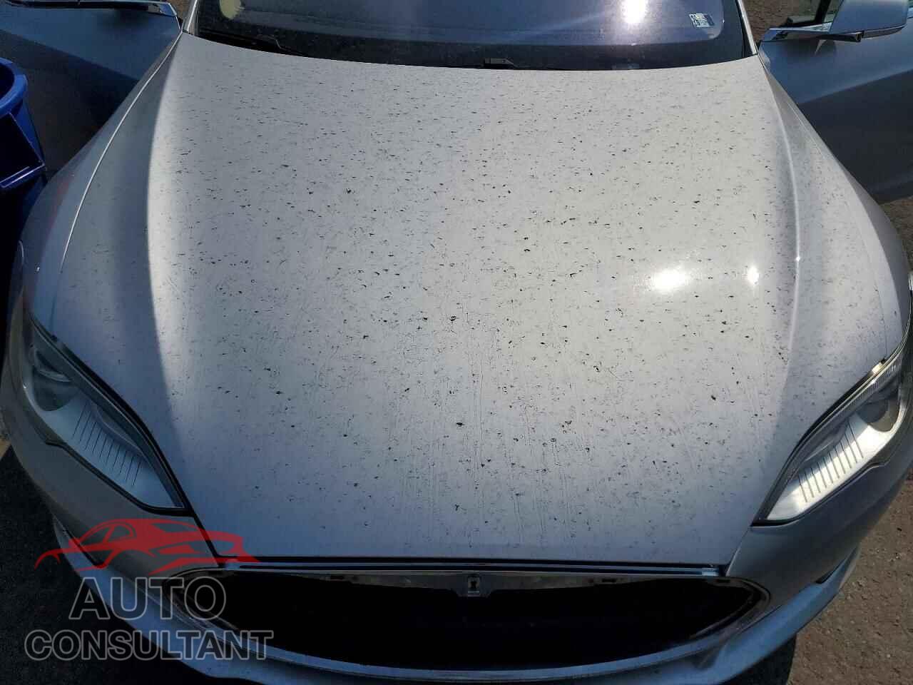 TESLA MODEL S 2013 - 5YJSA1DN0DFP18656