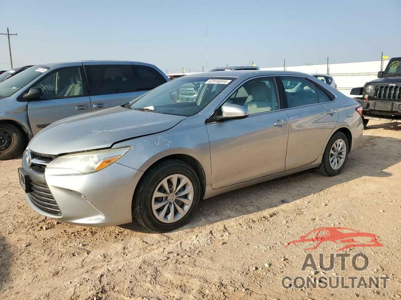 TOYOTA CAMRY 2016 - 4T4BF1FK9GR583713