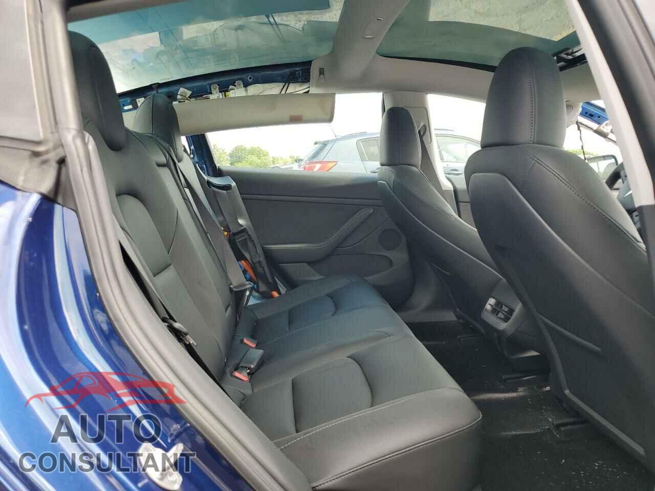 TESLA MODEL 3 2023 - 5YJ3E1EA7PF675152