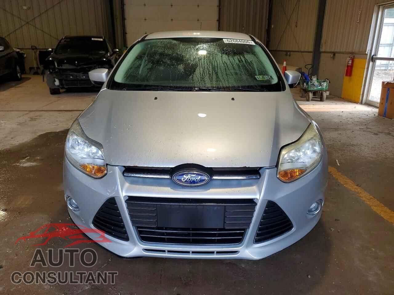 FORD FOCUS 2012 - 1FAHP3K26CL145910