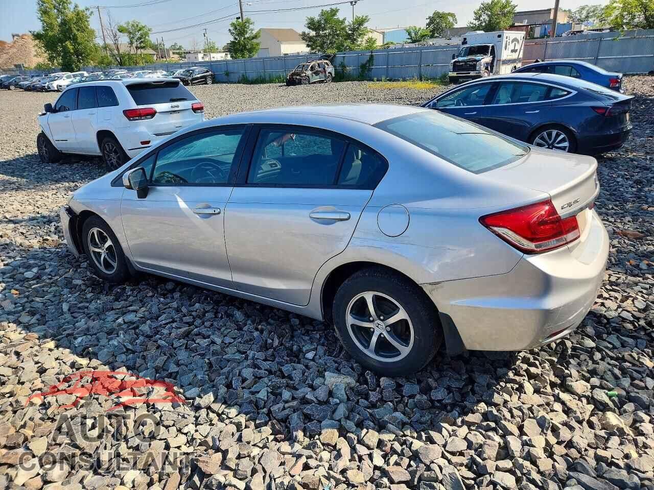 HONDA CIVIC 2015 - 19XFB2F76FE210624