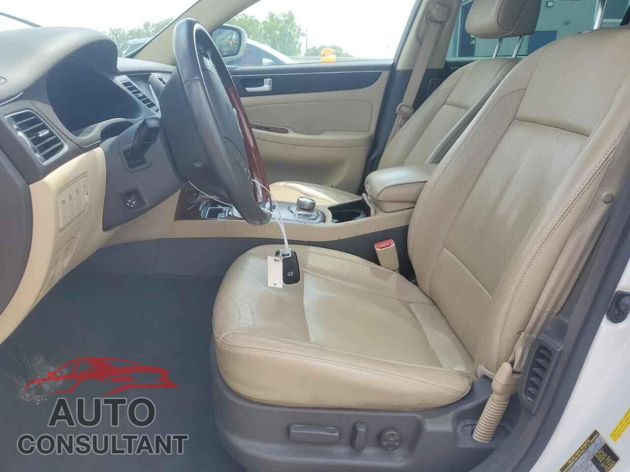 HYUNDAI GENESIS 2012 - KMHGC4DFXCU188028