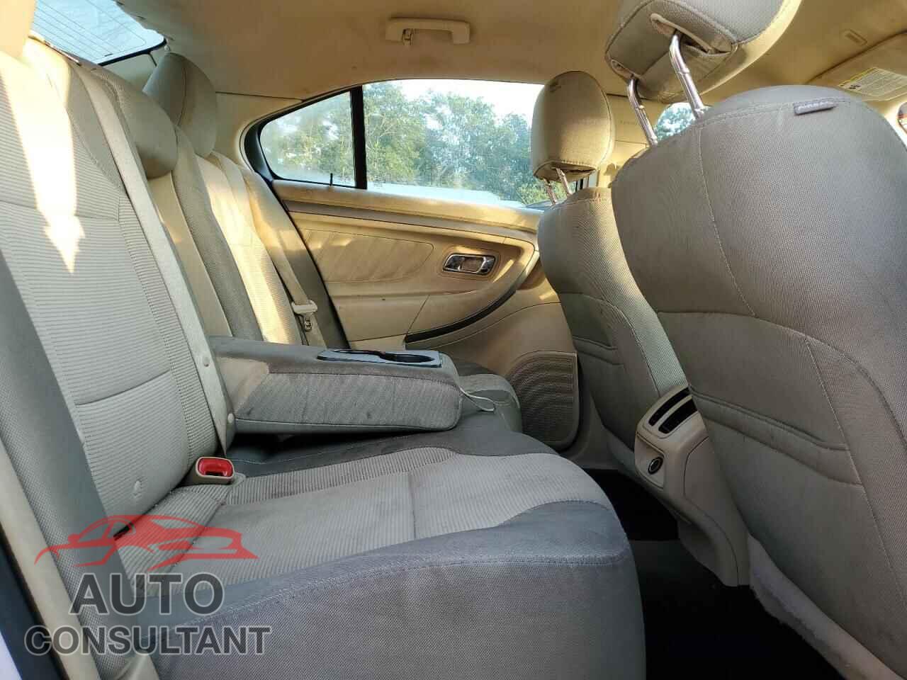 FORD TAURUS 2013 - 1FAHP2E85DG167515