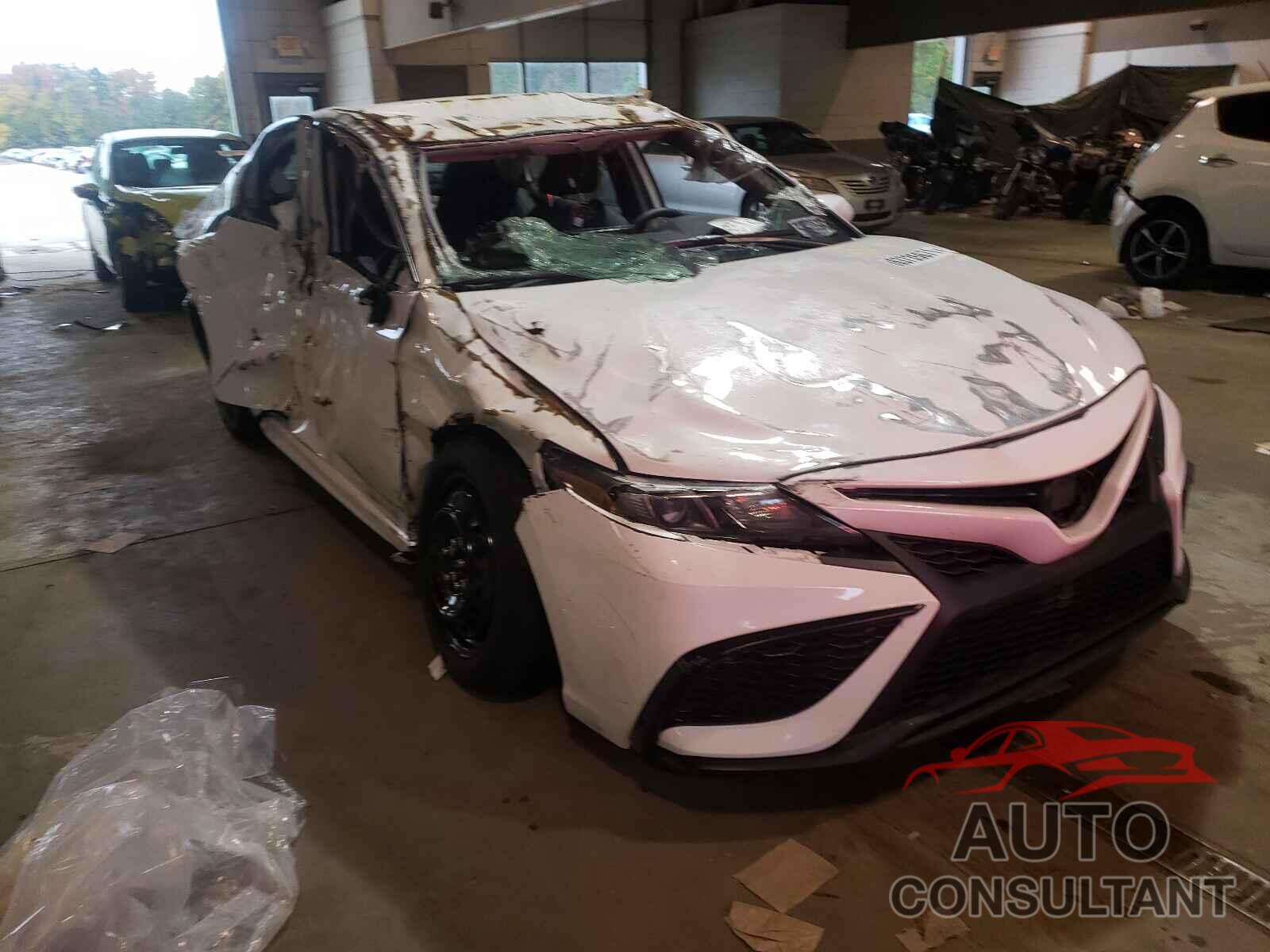 TOYOTA CAMRY 2021 - 4T1G11AK1MU523359