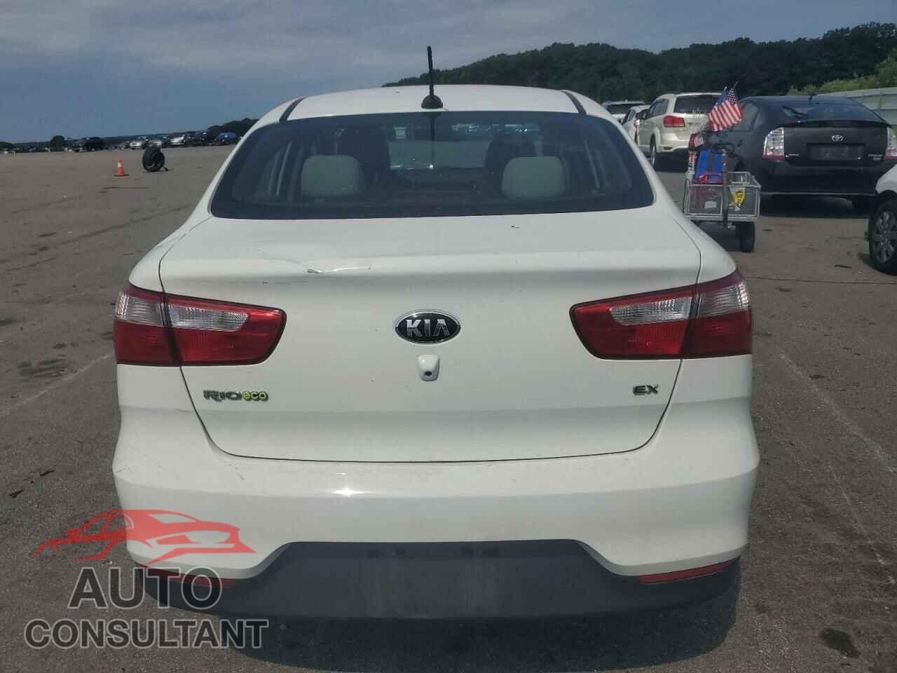 KIA RIO 2017 - KNADN4A32H6059818