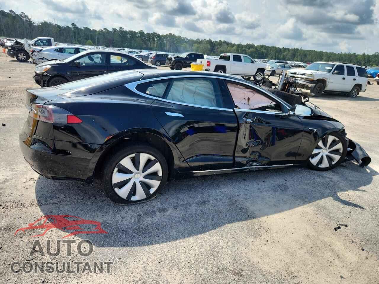 TESLA MODEL S 2020 - 5YJSA1E27LF413271