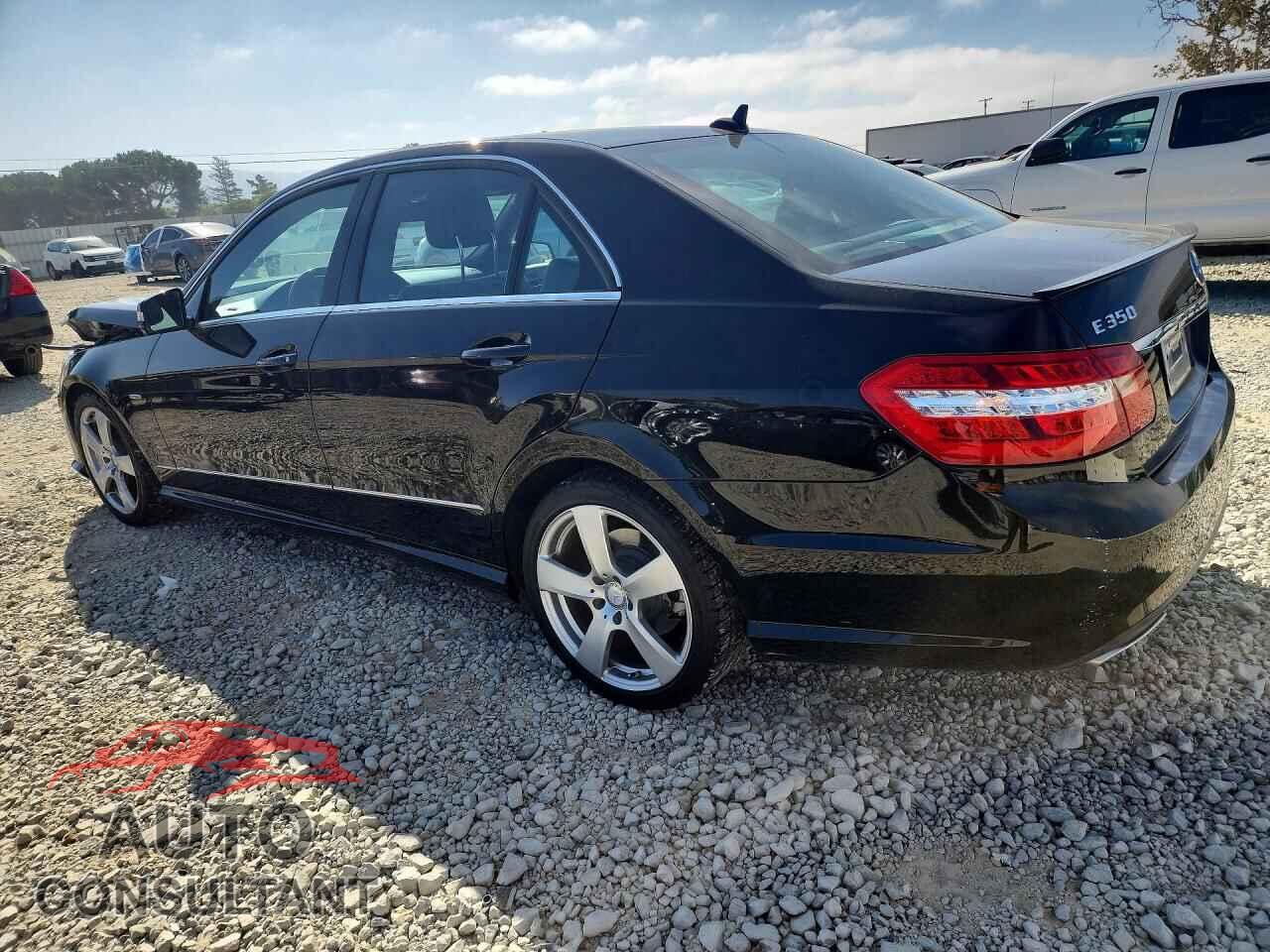MERCEDES-BENZ E-CLASS 2012 - WDDHF5KB1CA603296