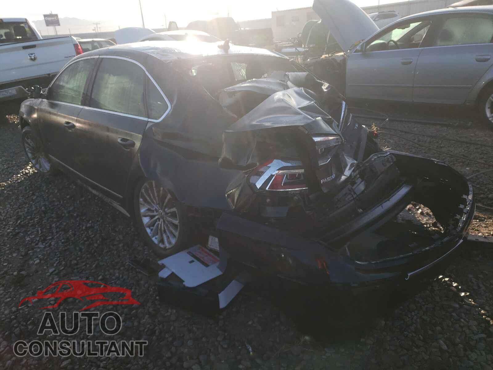 VOLKSWAGEN PASSAT 2017 - 1VWBT7A30HC013713