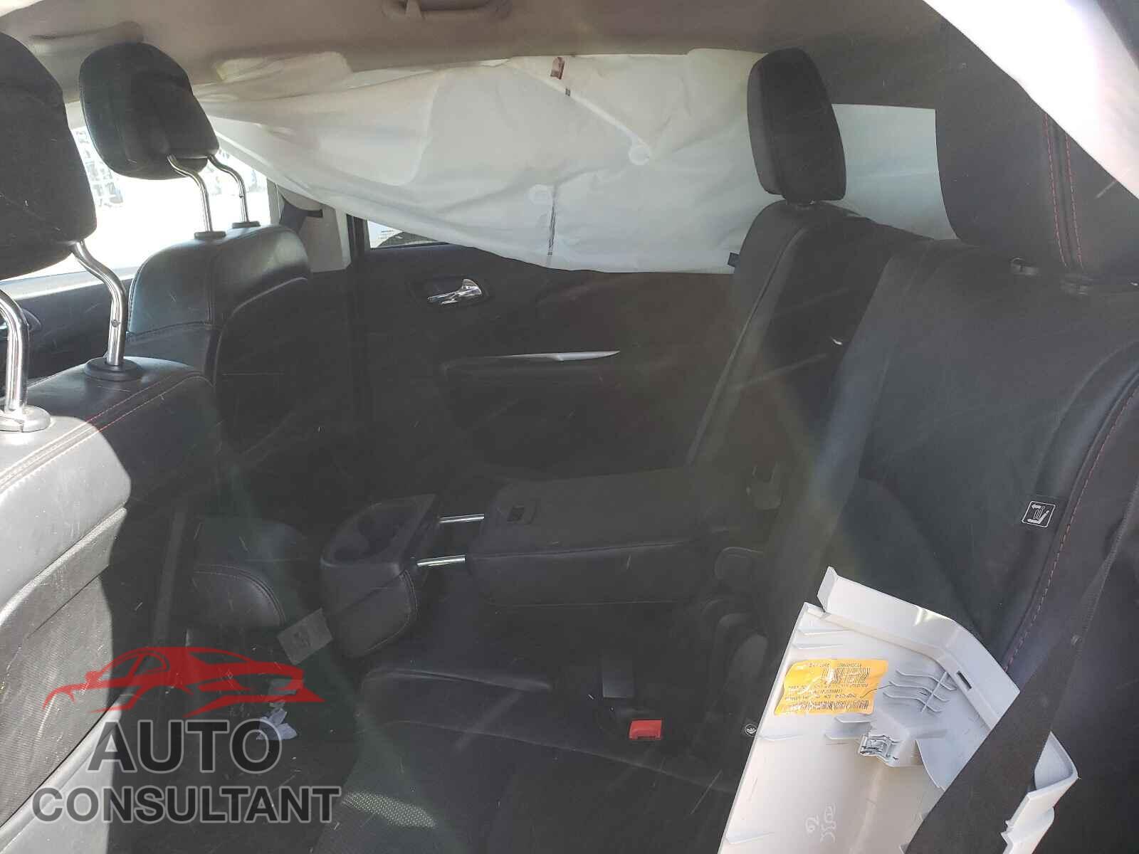 DODGE JOURNEY 2019 - 3C4PDDEG6KT719954