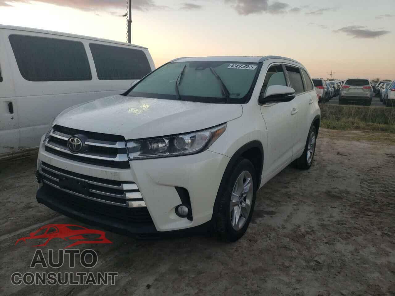 TOYOTA HIGHLANDER 2017 - 5TDYZRFH7HS200165