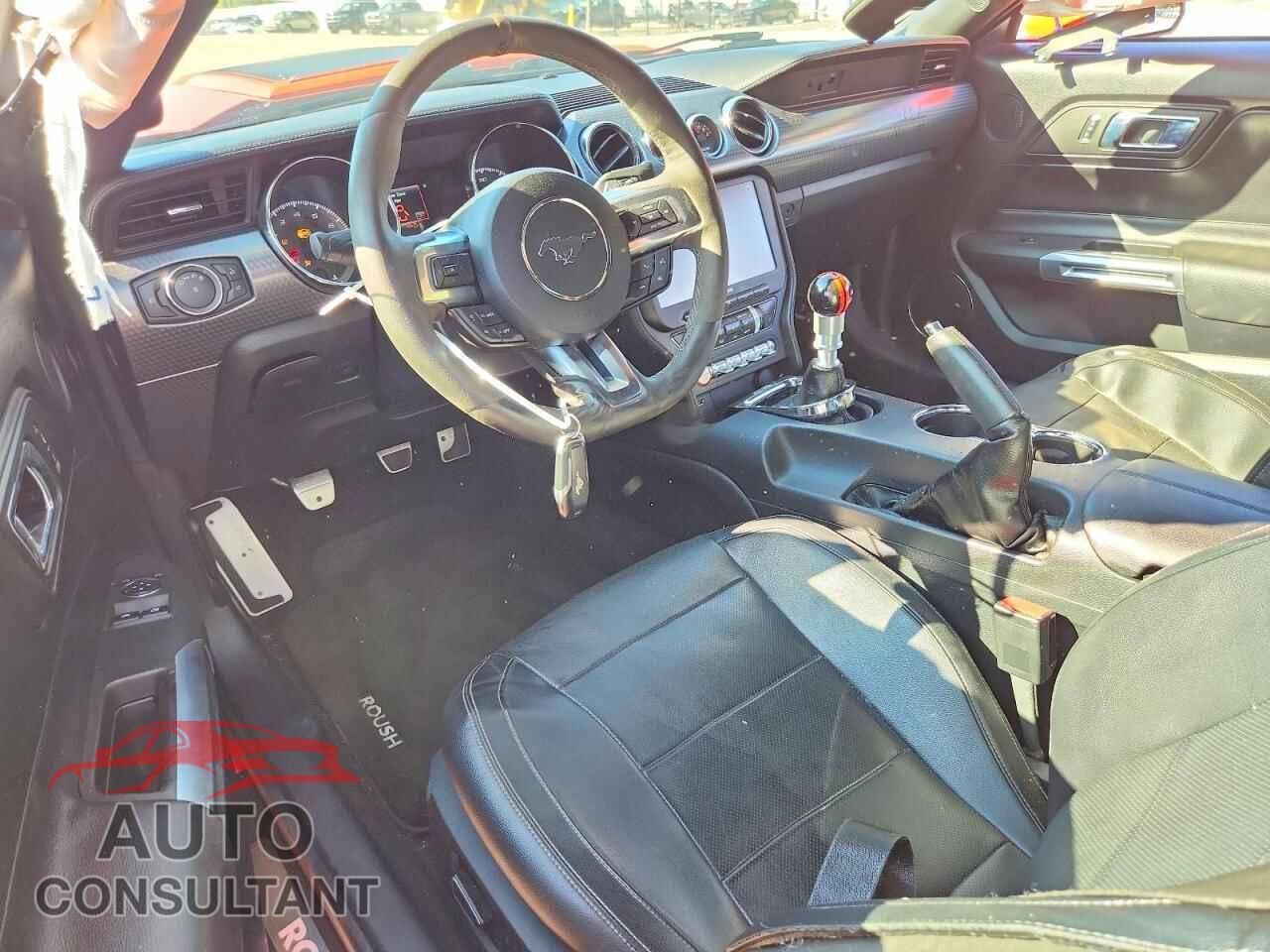 FORD MUSTANG 2015 - 1FA6P8CF8F5384017