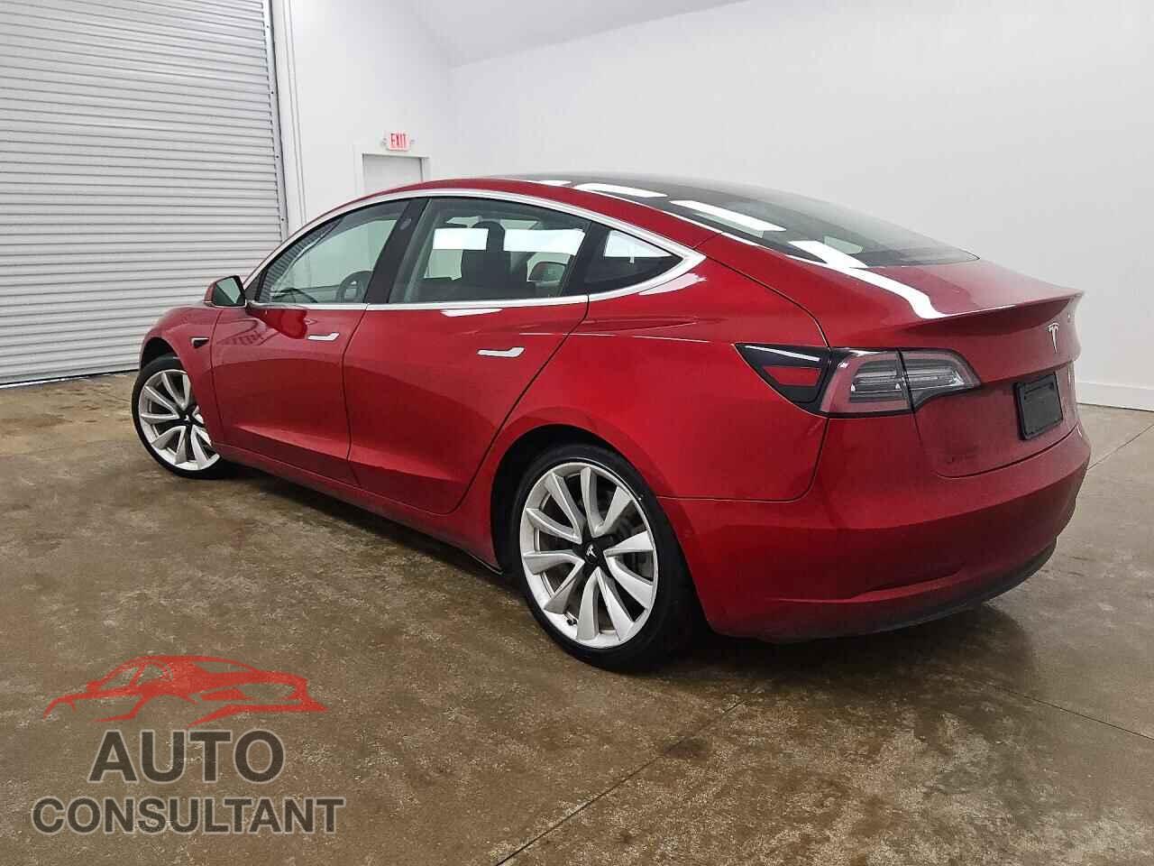 TESLA MODEL 3 2019 - 5YJ3E1EA0KF193695