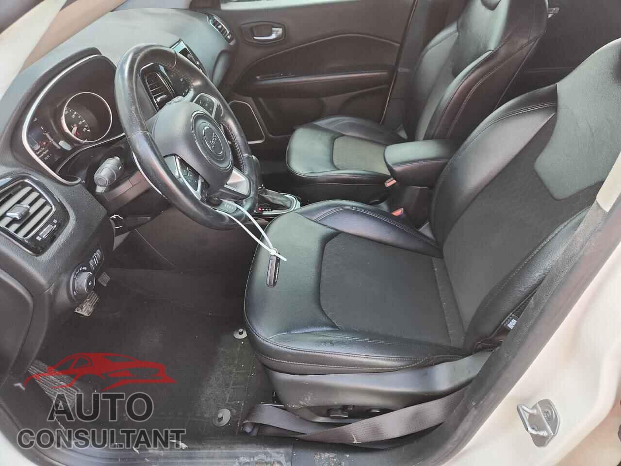 JEEP COMPASS 2021 - 3C4NJDBBXMT596302