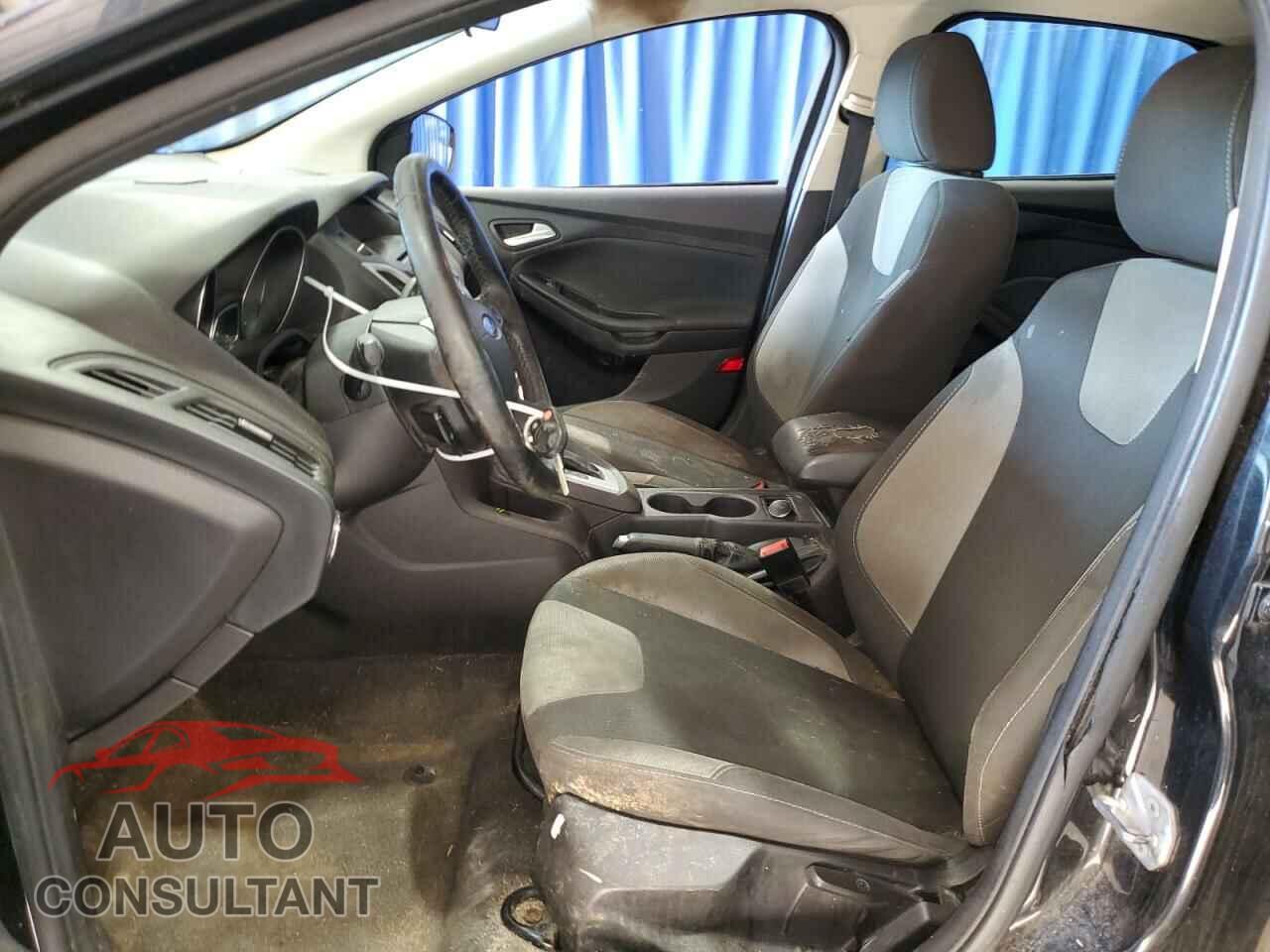 FORD FOCUS 2014 - 1FADP3F27EL175431