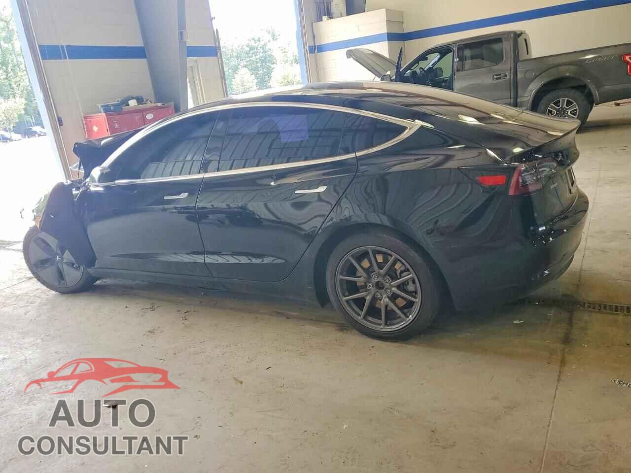 TESLA MODEL 3 2018 - 5YJ3E1EA3JF152699