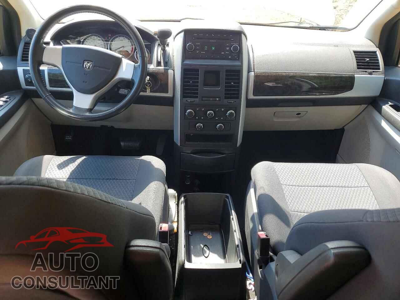 DODGE CARAVAN 2010 - 2D4RN5D18AR181402