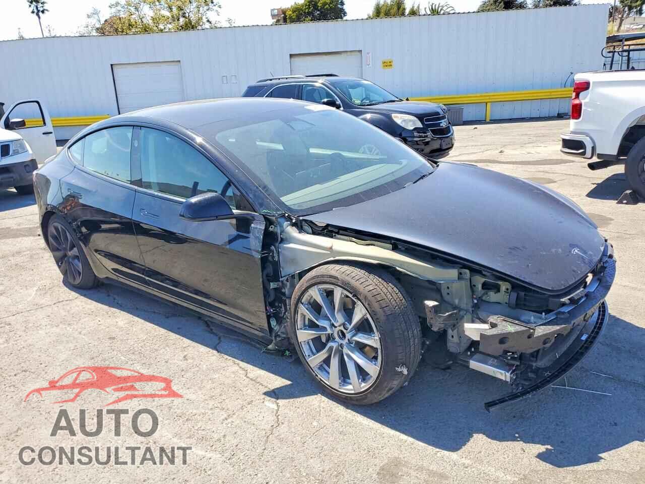 TESLA MODEL 3 2024 - 5YJ3E1EA8RF864993