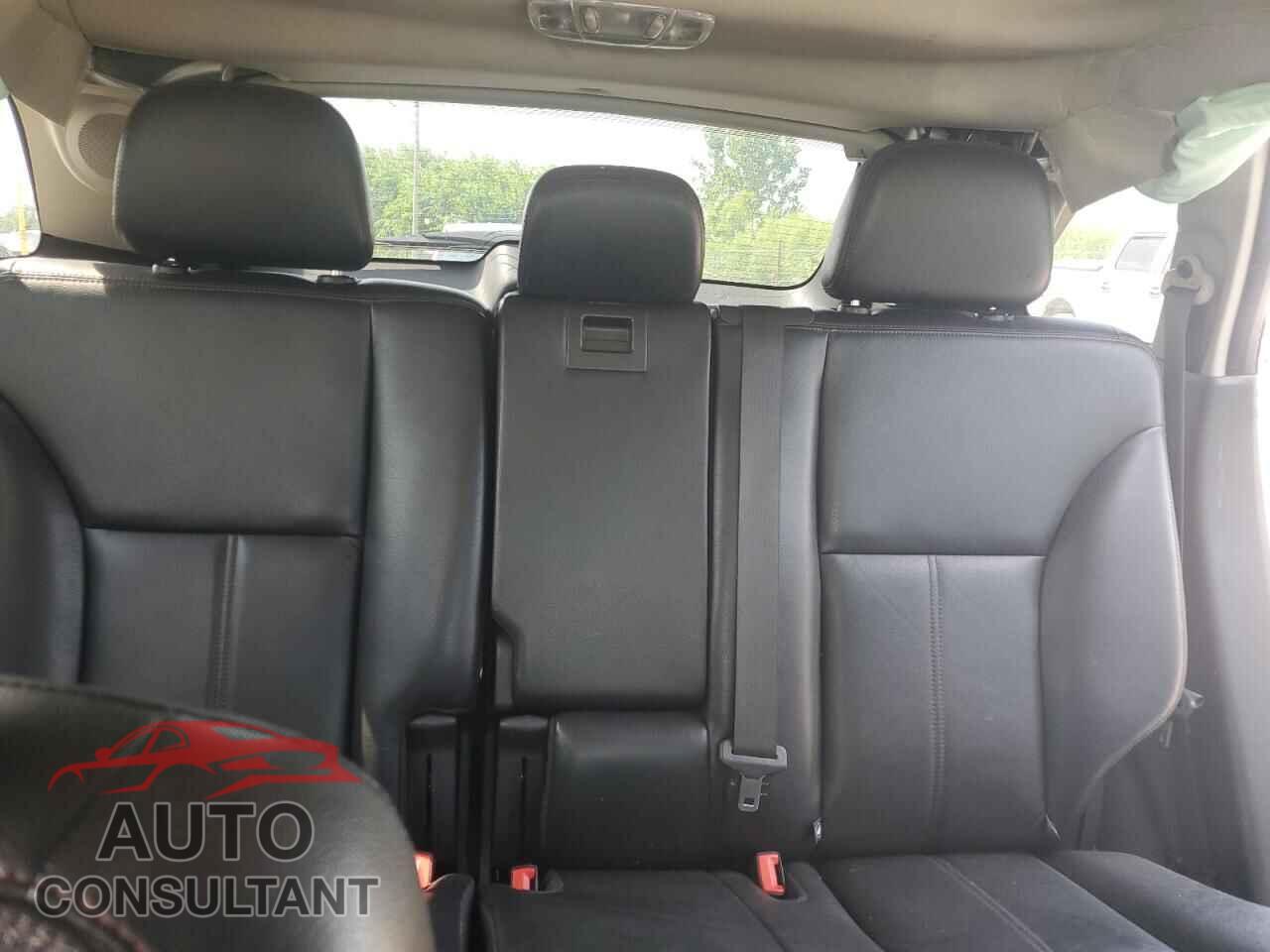 FORD EDGE 2011 - 2FMDK3KC4BBB65924