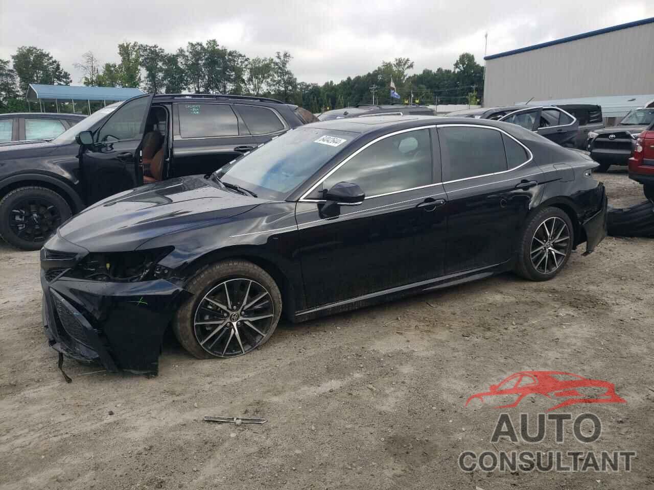 TOYOTA CAMRY 2021 - 4T1G11AK2MU531745