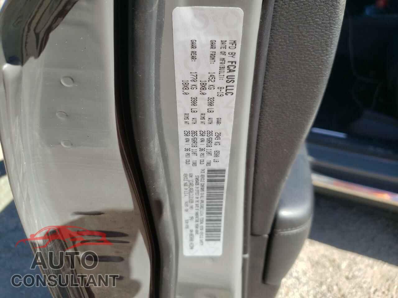 DODGE DURANGO 2020 - 1C4RDJAG0LC131039