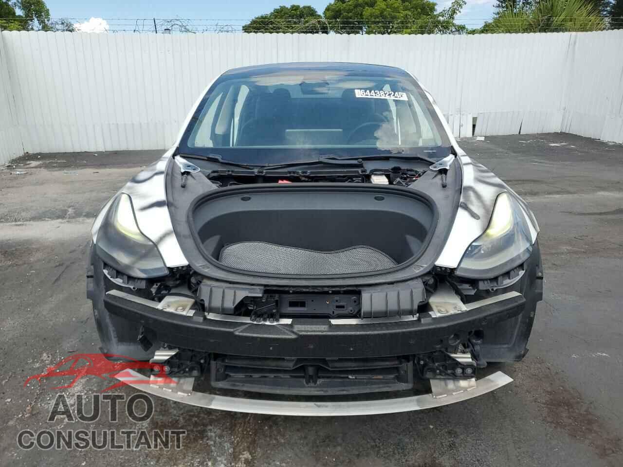 TESLA MODEL 3 2021 - 5YJ3E1EA2MF048693