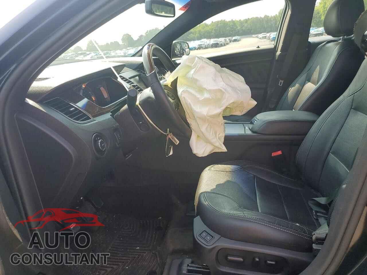 FORD TAURUS 2015 - 1FAHP2F84FG108781