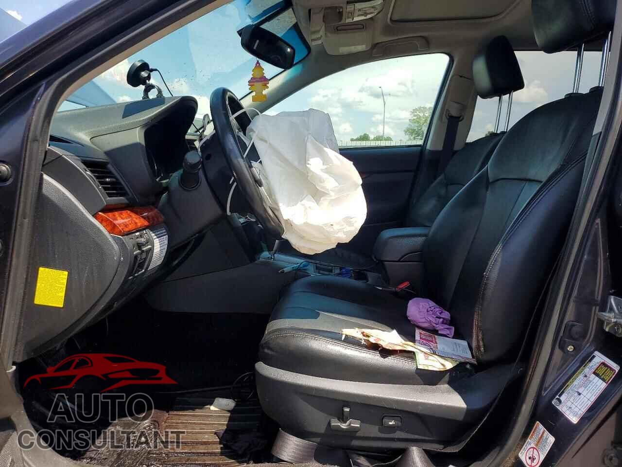 SUBARU OUTBACK 2011 - 4S4BRBKC3B3315941