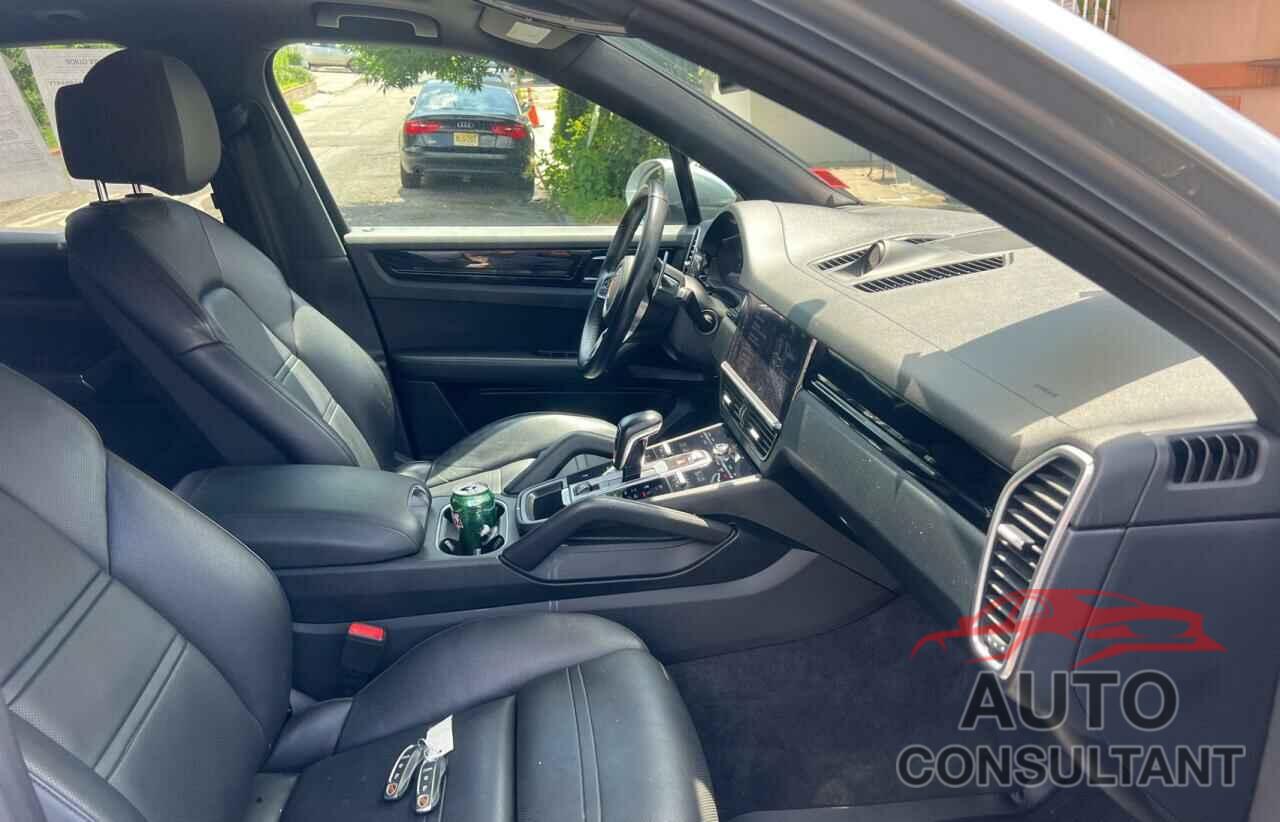 PORSCHE CAYENNE 2020 - WP1AA2AY9LDA03346