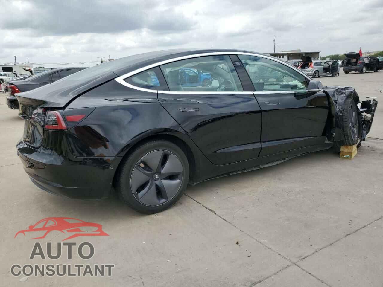 TESLA MODEL 3 2018 - 5YJ3E1EA1JF157335