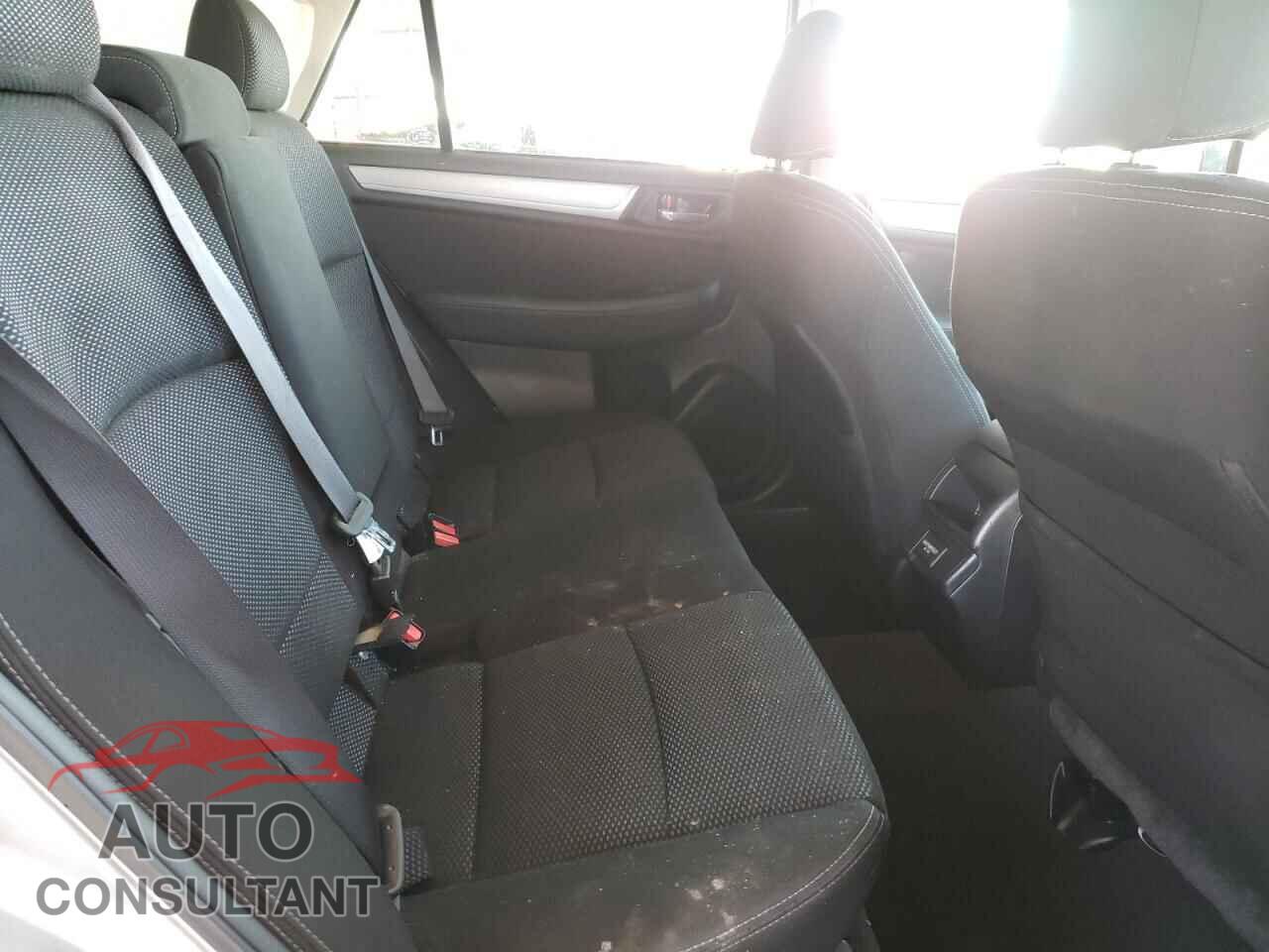SUBARU OUTBACK 2018 - 4S4BSACC0J3368799