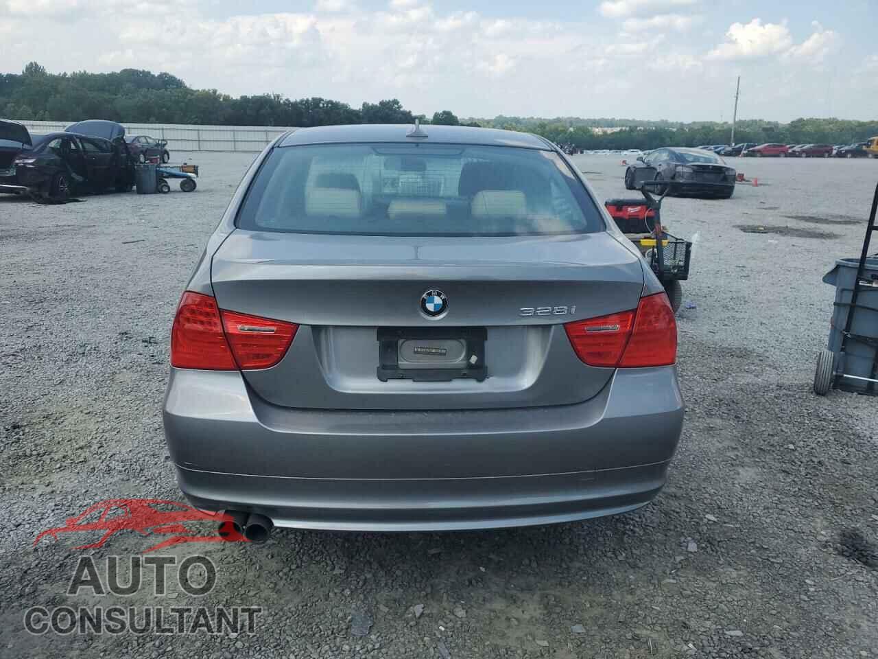 BMW 3 SERIES 2011 - WBAPH7C54BE677188