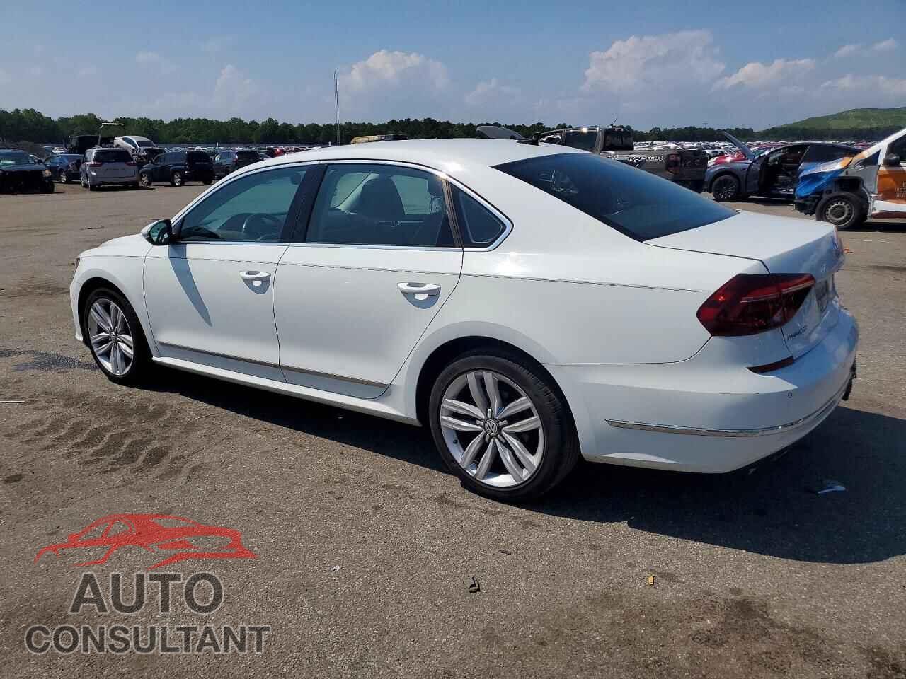 VOLKSWAGEN PASSAT 2017 - 1VWGT7A35HC050312