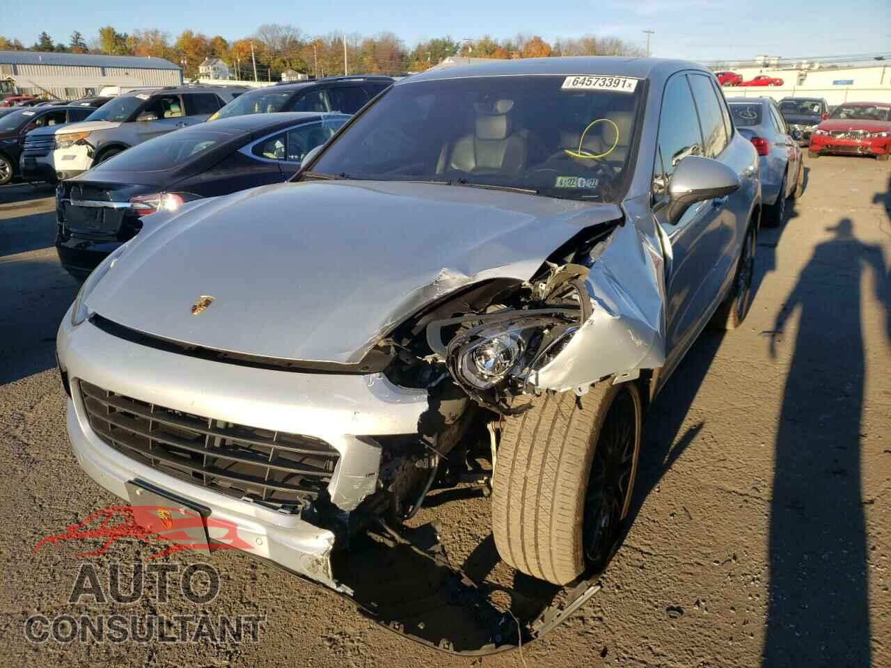 PORSCHE CAYENNE 2016 - WP1AA2A24GKA13716